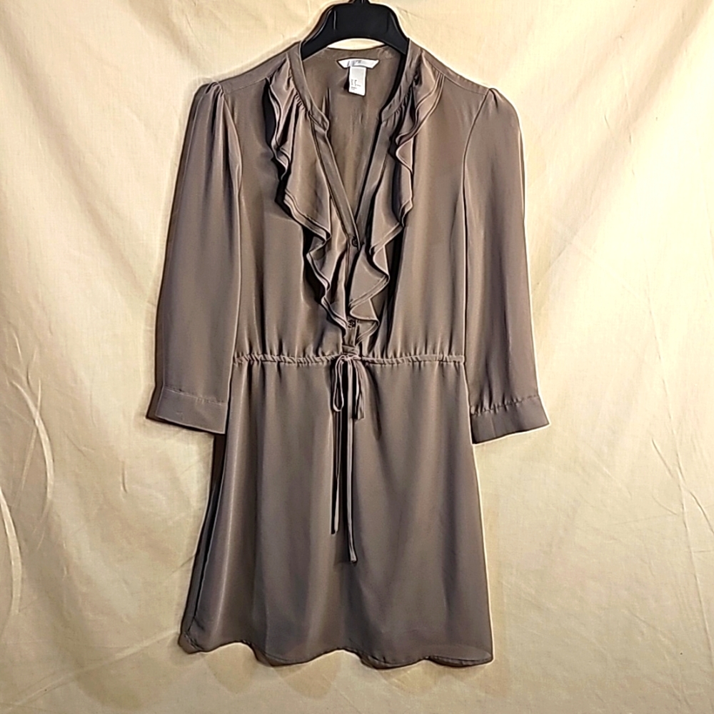 H&M women dress, Size 8, Color: Gray